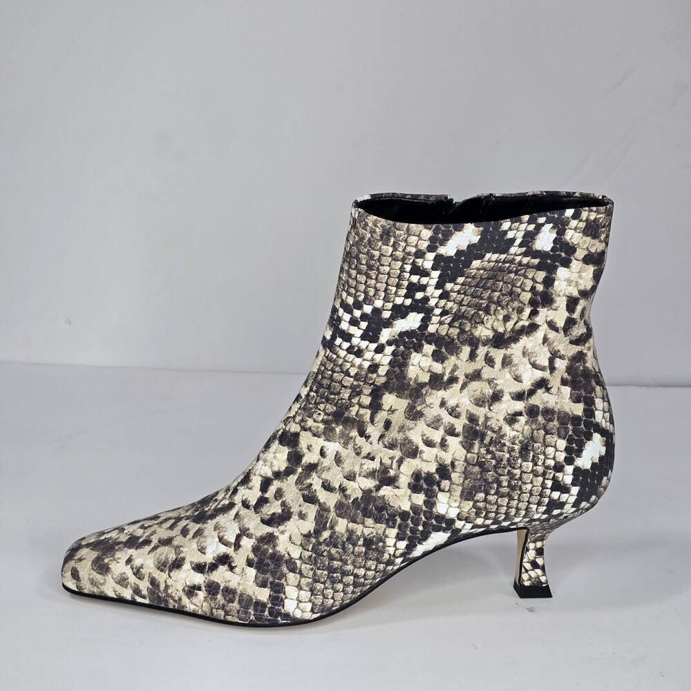 Gianni Bini Women’s Ankle Boots 7.5 Snake Print Side Zip Pointed Toe Kitten Heel - Picture 3 of 11